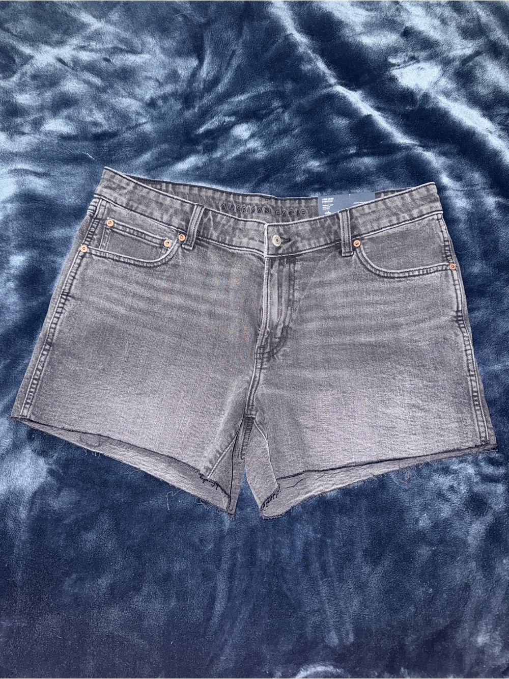 American Eagle Low Rise Stretch Black/Grey Jean Shorts size 14